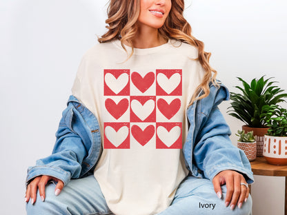 Checkered Heart Vintage Valentine Graphic T-Shirt